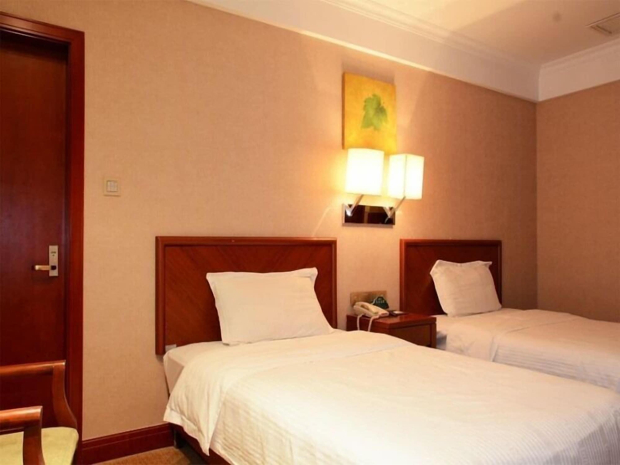 Greentree Inn Dongguan Houjie Business Hotel Экстерьер фото