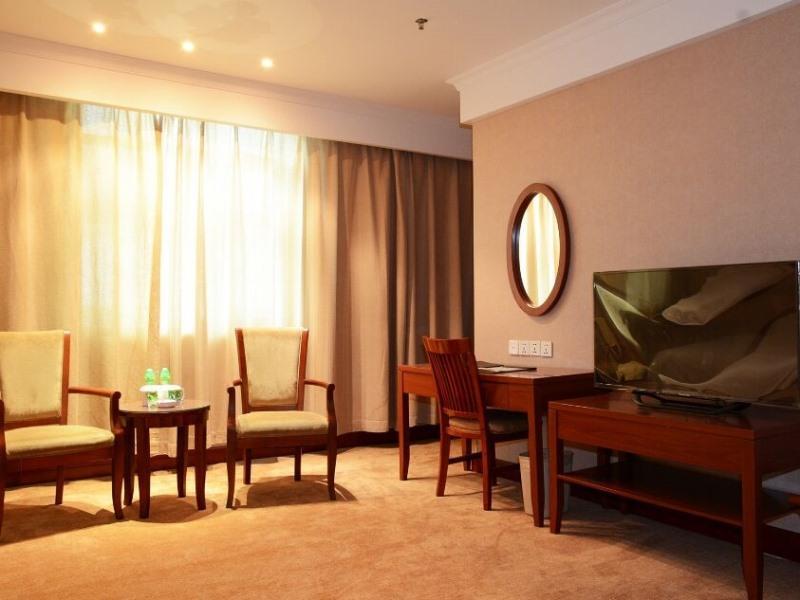Greentree Inn Dongguan Houjie Business Hotel Экстерьер фото