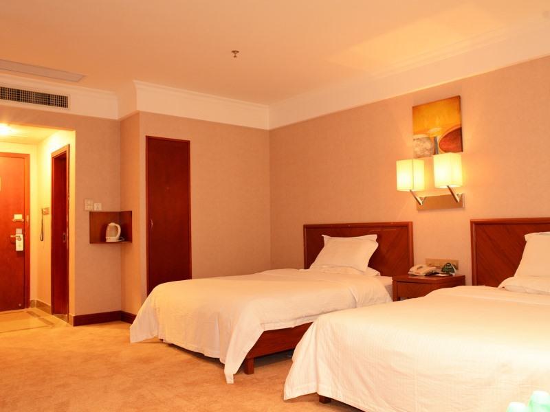Greentree Inn Dongguan Houjie Business Hotel Экстерьер фото